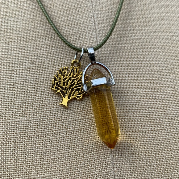 Handmade Honey Yellow Resin Stone Dagger Crystal Amulet Necklace & Tree of Life - Picture 9 of 11
